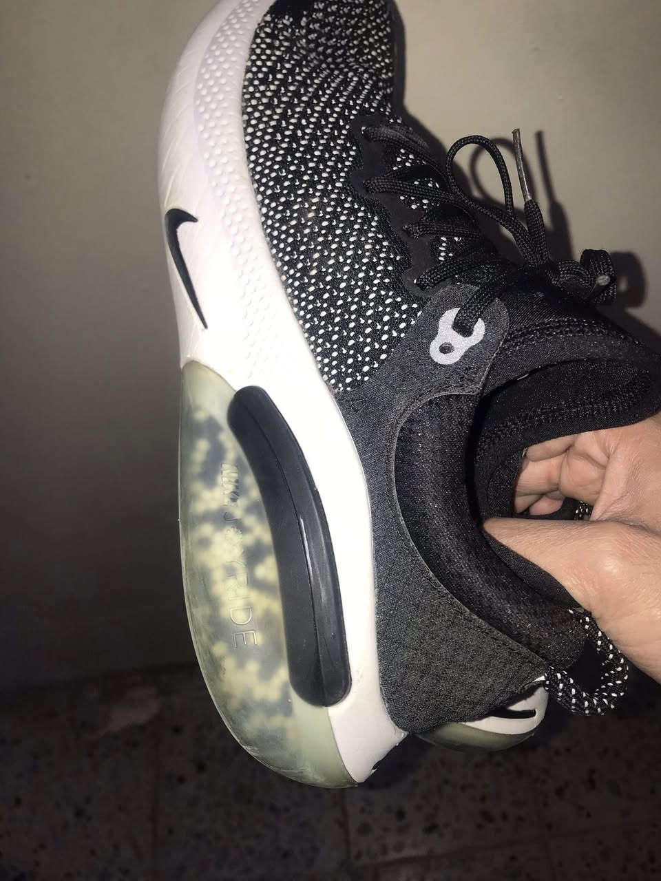 سلام عليكم قطعه باله NIKE Running 🏃‍♀️  قياس 40/41 سعر 20الف توصيل 3 قطعه تخبل بالحقيقة توصلك على الفحص قبل لاتستلم


**إذا كنت صاحب هذا الإعلان وتريد حذفه لأي سبب، رجاءا أرسل رسالة إلى الدعم الفني**