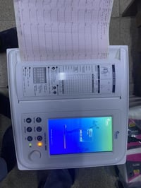 جهاز تخطيط قلب • ١٢ جنل • شاشة لمس