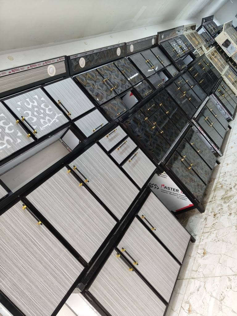 كاونترات المنيوم  شغل موصل 
العنوان موصل الجانب الأيمن شارع النبي شيت معرض الإمارات *********** واتساب 
*********** موصل, نينوى
