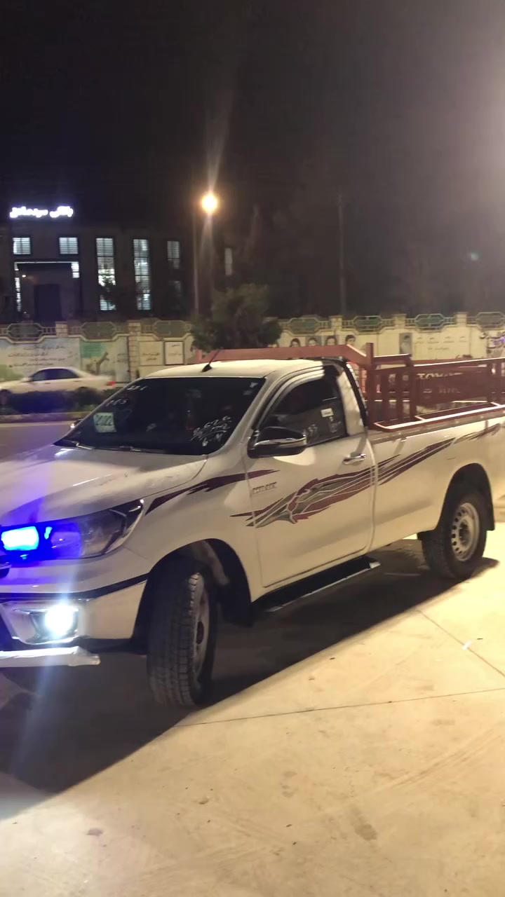 سه ره تا به ناوي خواي گه وره
مه رزيه ده بل ئه كسل 
مؤديل 2016
بئ بؤياخ بئ سارد بئ شوخت 
به شه رتي گئرو مه كينه و ئه كسل سه نه وي و ژينگه و ريكه و باني تازه يه و به شه رت 
سه ياره كه تا بلئي تازه و جوانه به س ماشاألله ي ده ويت.
***********
