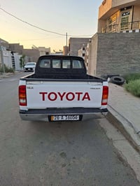 ٢٠٠٩ • اوتماتيك • ٣ قطع صبغ