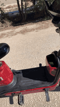 السلام عليكم 
دراجه شحن حجم 20 بطاريات5 نضاف وع الفحص ملف 1000 سرعه 60 مراوس بجهاز ***********
