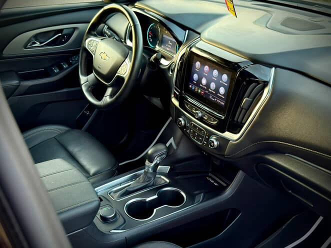 ترافلس 2023LT لون بذنجاني حادثهة جنطة مبدلة بدون دواخل بدون ايرباك  المواصفات -6سلندر  3600cc. كشنات كهرباء امامية تلث قطع تبريد كامرة خلفية رادار محيطي مثبت سرعة تحديد مسار كشنات سياحي سبعة راكب صندوك كهرباء عدسات لد بك لايت لد  تدفئة كشنات تدفئة ستيرن  
السعر 26000$


**إذا كنت صاحب هذا الإعلان وتريد حذفه لأي سبب، رجاءا أرسل رسالة إلى الدعم الفني**