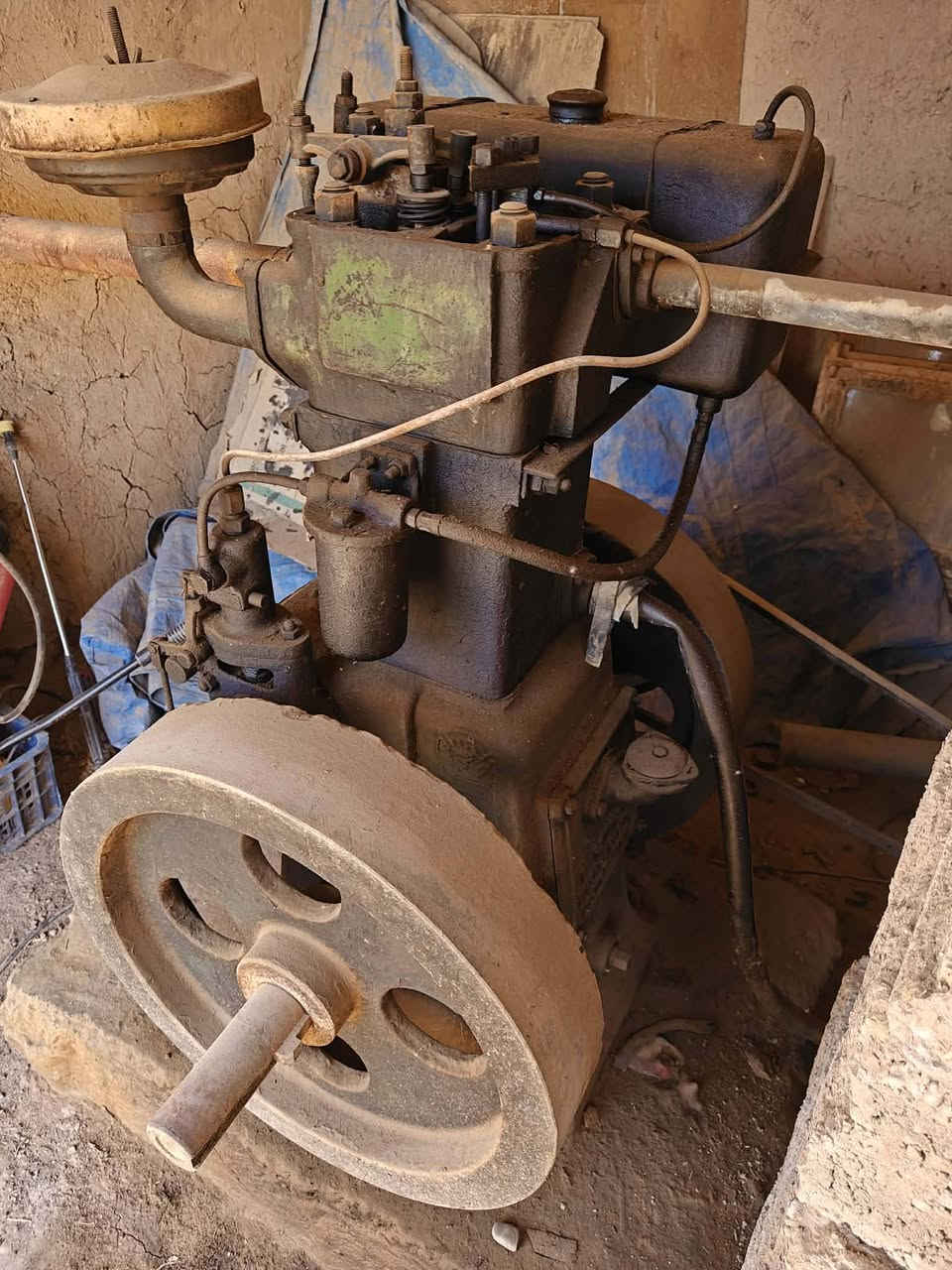 السلام عليكم 
يوجد لستر توب لاند حجم 8
مع دينمو 7.5
الاتصال ***********
