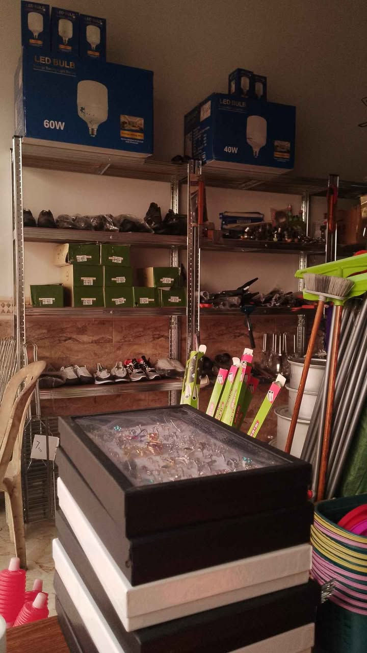 السلام عليكم اخواني فتحت محل حاجه الف فما فوق محضرات طعام طاحونات قواري اصلي جداري كلشي وكلاشي عنواني الرمادي شارع الملعب قرب مول السرهيد بصف الجم للرشاقه ولي يحب يزورنا هذا رقم هاتفي بي كل البرامج التواصل الاجتماعي *********** حديثة, الأنبار
