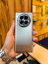 انفنكس زيرو 40 • ٥١٢/١٢ • ملحقات