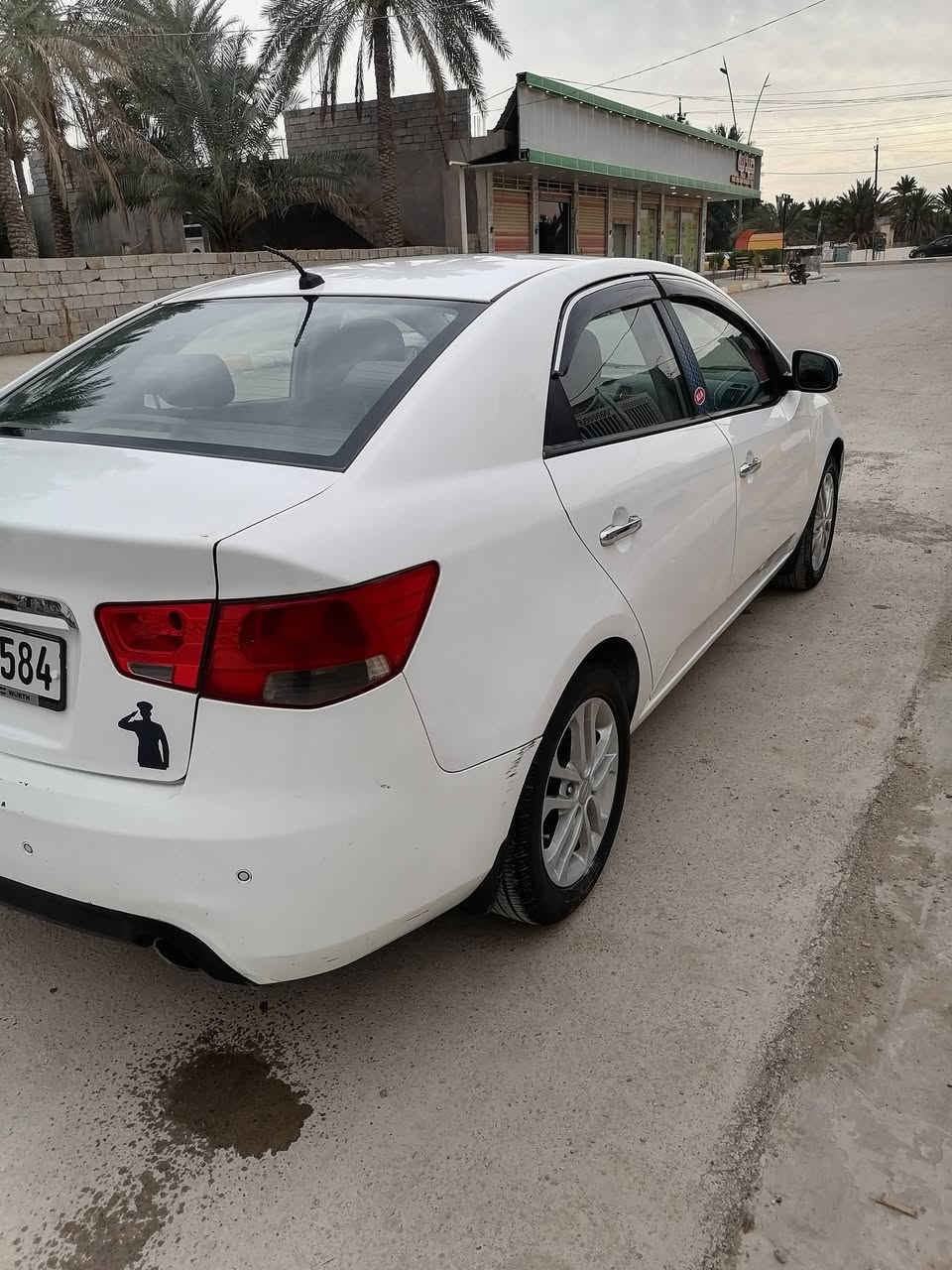 سيراتو 2013 خليجي رقم سليمانيه بسمي سنويه ورقام جدد السياره كير محرك صدر تبريد تدفئه كهربائيات تخم تاير سياره جاهزه من كلشي مكان السياره ديالى باقي  التفاصيل الأتصال *********** / *********** مكلف بالنشر
