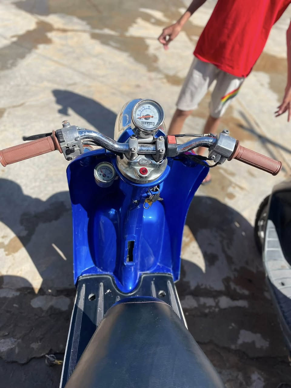 دراجه عبد لحليم  للبيع سرعه ٦٠سعر ٢٥٠بي مجال بسيط  دراجه محركها فول شلعه ومعدل ستفسار خاص


**إذا كنت صاحب هذا الإعلان وتريد حذفه لأي سبب، رجاءا أرسل رسالة إلى الدعم الفني**