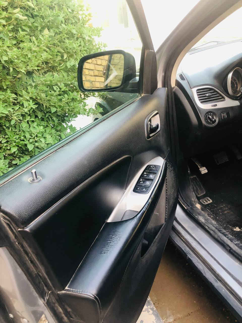 سياره للبيع دوج جورني سبع راكب موديل ٢٠١٦ للستفسار اكثر الرقم 
***********
