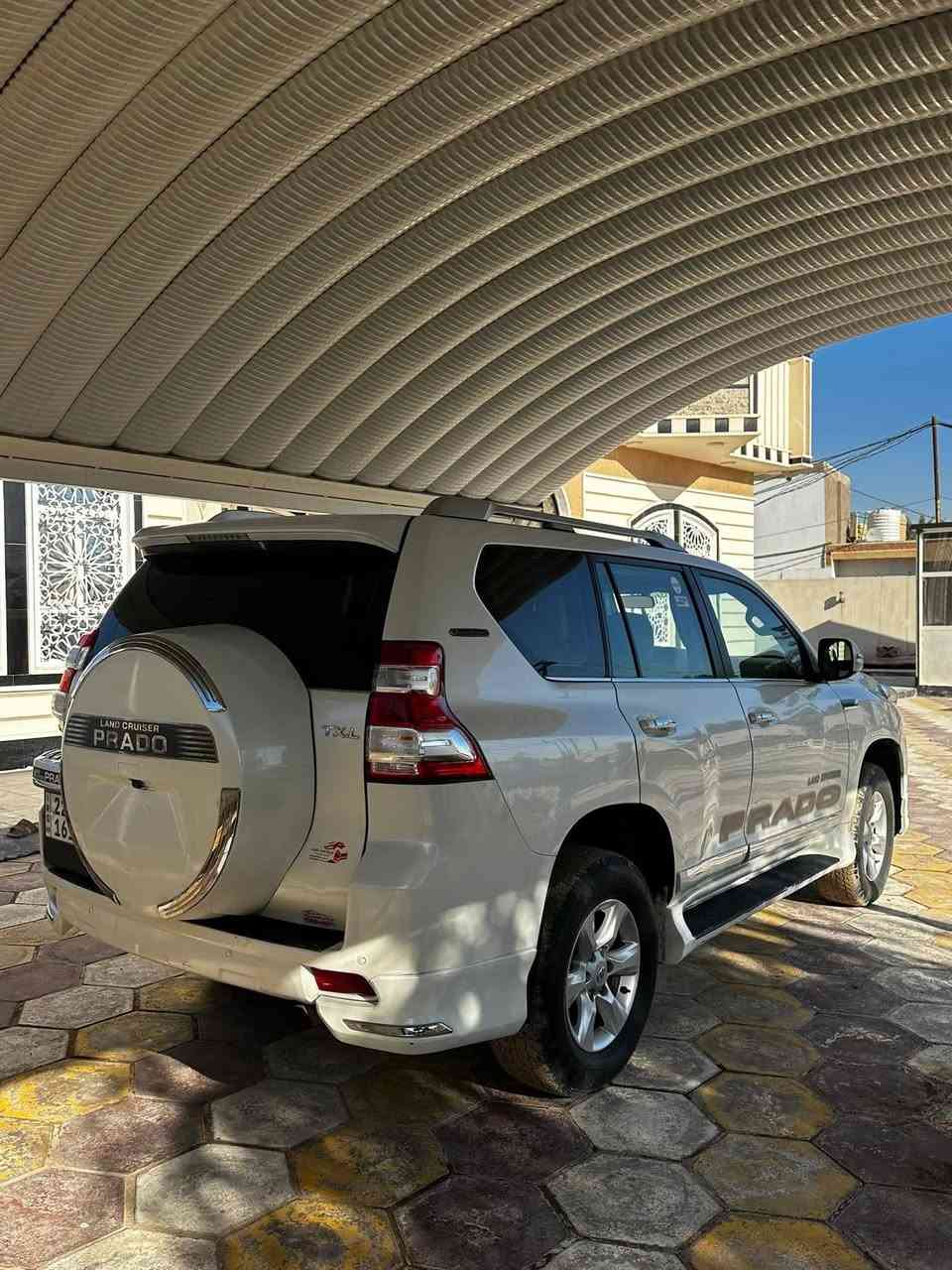 سلام عليكم تيوته برادو مديل 2010 محدثه 2017 سياره جديده معنه الكلمه كفاله عامه رقم اربيل دولي سياره فول مواصفات دبل سبير دبل تانكي شاشه جبيره تبريد 3 قطع سبعه
راكب منضومه زنون جدیده سیاره مال جناي سعر 215 وبيه مجال بسيط مكاني بغداد الشعب 
رقم الهاتف  ‏(‪***********‬‏)
