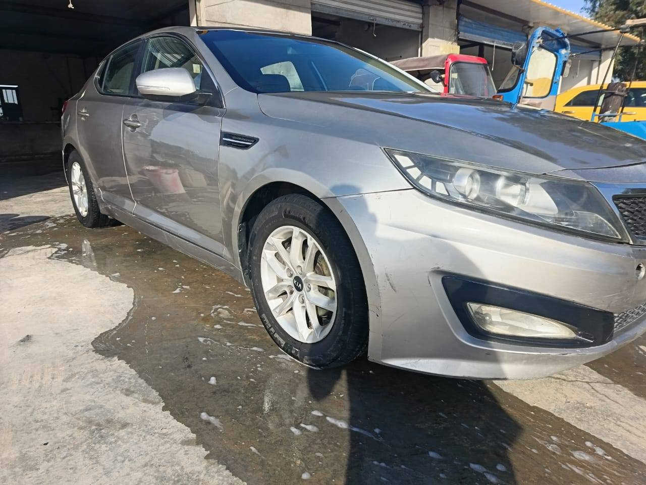 سلام عليكم كيه اوبتيما موديل ٢٠١٤ السياره احله من الصوره خليجيه (ادوات) كص جنطه شغل درجه اولى باجات رقم وسنويه طبق الأصل كير مكينه حداديه تايرات خير من الله بعدهي بدهن الشركه شاشه كامره خلفيه السعر 57  ناصريه ***********
