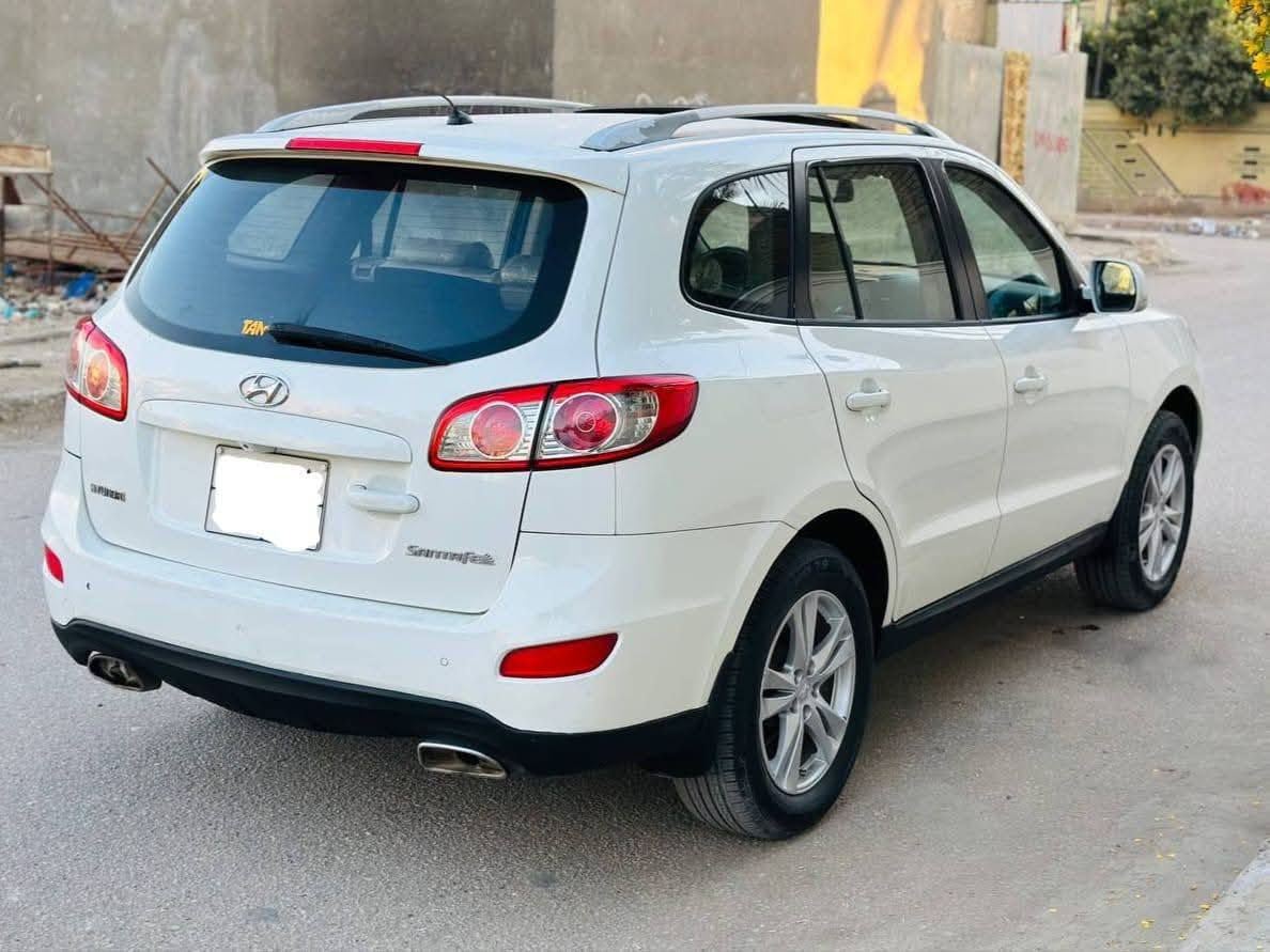 سنتافيا موديل 11 خليجية
رقم سليمانية الدولي الجديد هزه وبراد وسنوية مساقطة كله جديد //تحويل او وكالة للمشتري مباشر 
السيارة فووول عدى البصمه 
دبل سويج وريمونت
سلايد رووف فتحه
تحكمات ستيرن 
شاشة تاب + كامرة وحساسات 
تبريد 3 قطع 
اشاير مري+ قلاب
7 راكب
مكينة 2400 دوش مفتوح 
تخم تاير جديد 
5 ويل كب 
صدر امامي + خلفي كلة جديد 
تخم لايتات امامي+ بلوجكترات ثلجي جديد 
عبوة فيتبم جديد + تبديل طوافات بانزين جديد
((سونارين)) للسيارة بتاريخ البارحة سويتهن علمود الشراي ليتعبني ولا اتعبة وكل تفاصيلها مذكورة بالسونار وبالمنشور 
سعره 145 
للاتصال ***********
