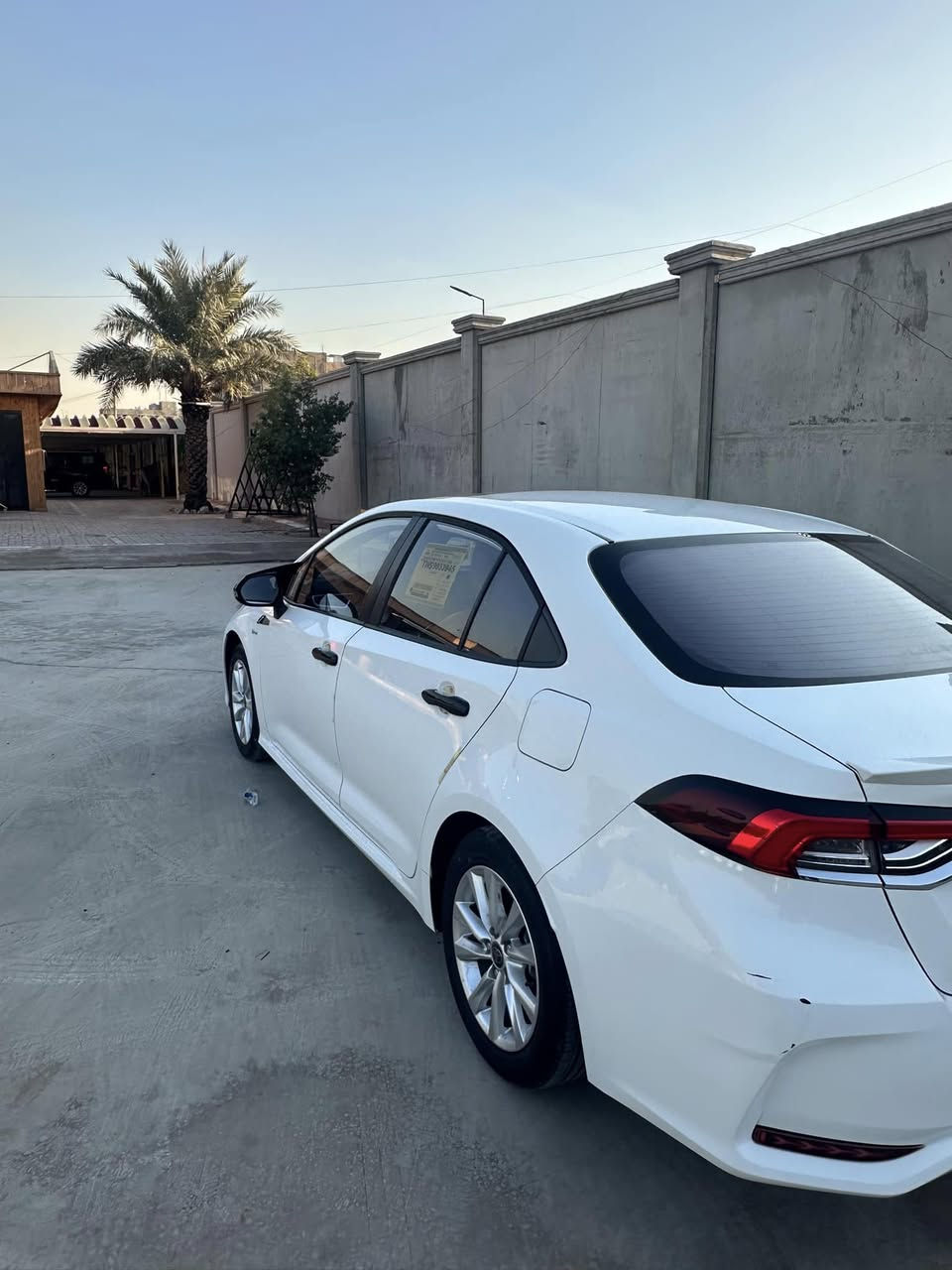 كورلا هايبرد 2024 شكل الخليجي رقم بغداد
 فول موصفات ١/١ 
 داخل جلد لون مشمشي 
ماشيه ٤٥ الف 
السعر 150 وبيها مجال
المكان بغداد بغداد الجديدة
 ***********
