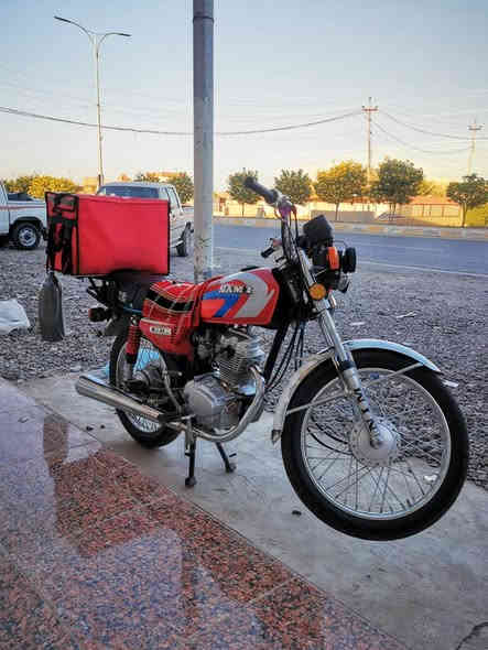 السلام عليكم للبيع نامه متياز موديل 2025 الدراجه جديده محرك شرط ما مفتوح الموطور جديد ما ناقصه كلشي السعر 675 وبي مجال حك الجيه مكان العلم رقمي ***********
