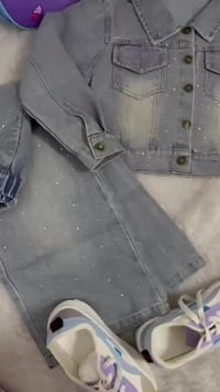 سوت بناتي • ٧-١٠ سنة • اخر قطع