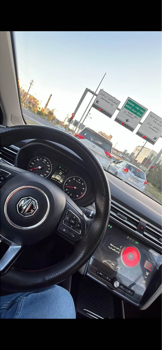 Mg5 luxury فول مواصفات سيارت نضيف وكلين تايتل سيارع بدون دعم من دعامي لدعامي بس اصبع صغير جدا pdr وسياره نضيف حيل سعر رايدين 110بيع مستعجل بي مجال رقم تليفون *********** أربيل, العراق
