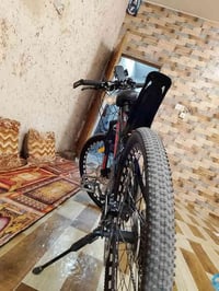 عندي بايسكل اللبيع جديد كلشي شغال مابدل ايشي بلدية اكو مراوس بدرجة شحن...