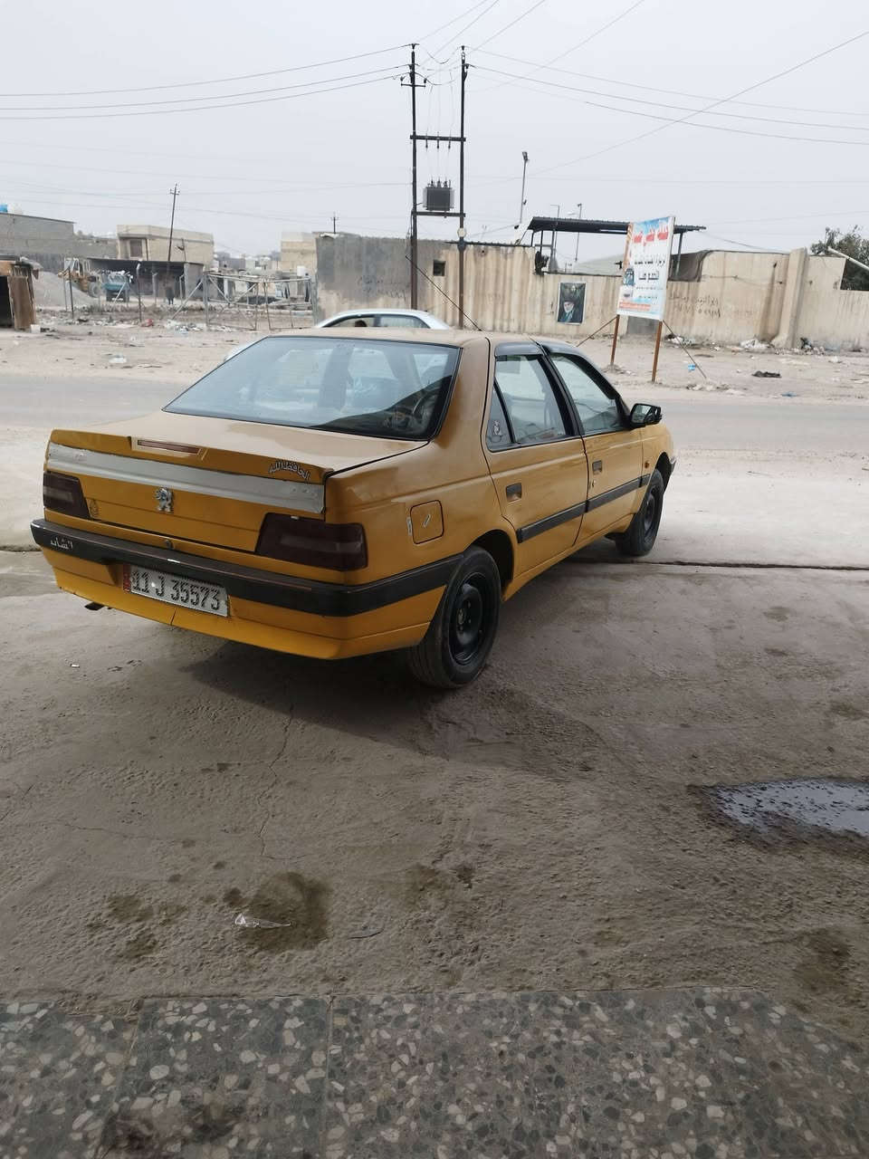 بيجو لميس موديل 15 كير محرك فرنسي كافلهن سياره بيه شبر بل جاملغ الايمن +هلالات الخلفيه بسمي مصفره  مكانه بغداد الزعفرانيه سعره43 بيه مجال  ***********
