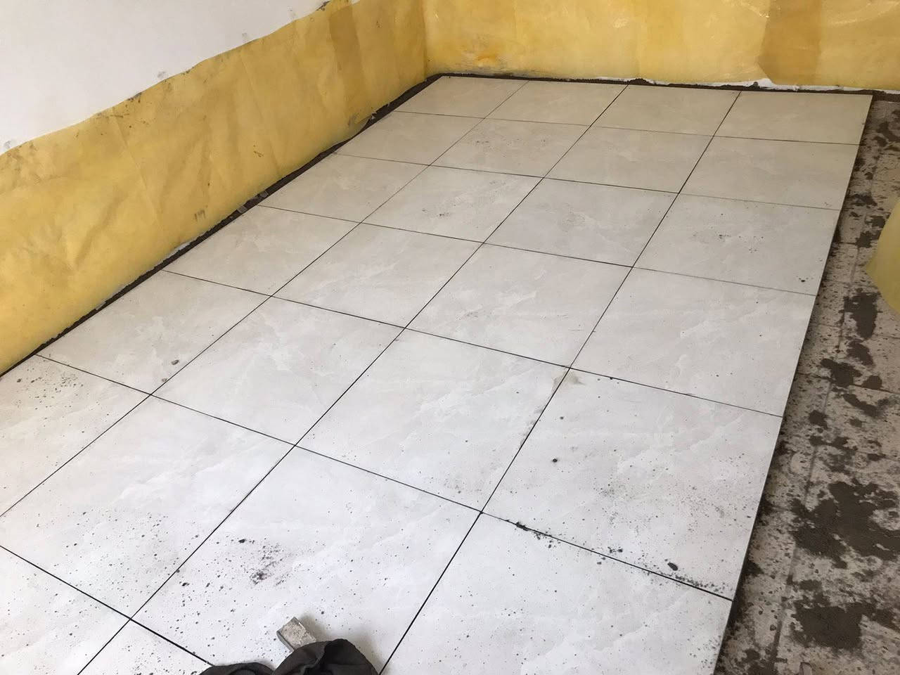 خلفه كاشي بورسلين انواع ترميم بياض لبخ من الغزالية وهذا رقمي بي وتساب ***********
