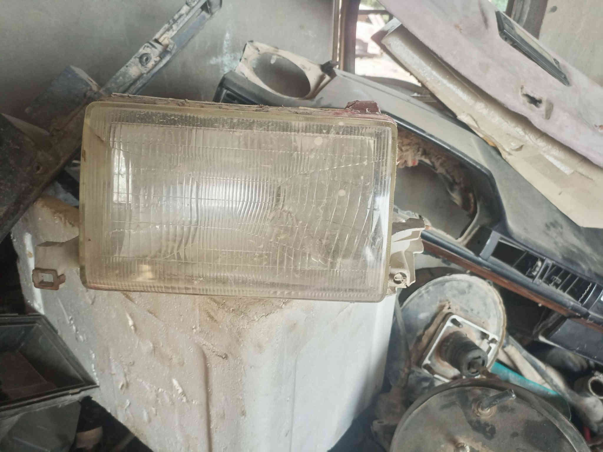 السلام عليكم غراض للبيع مكان واسط قضاء الحي ***********
