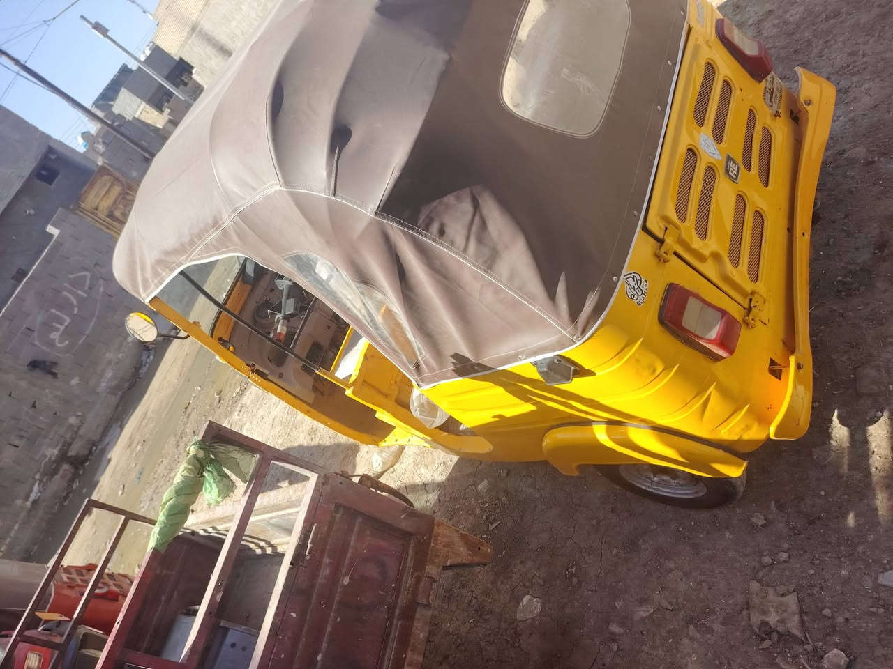 اسلام عليكم  تكتك موديل 2019 وراق بيهن نقص سعر 3000 ستفسار***********
