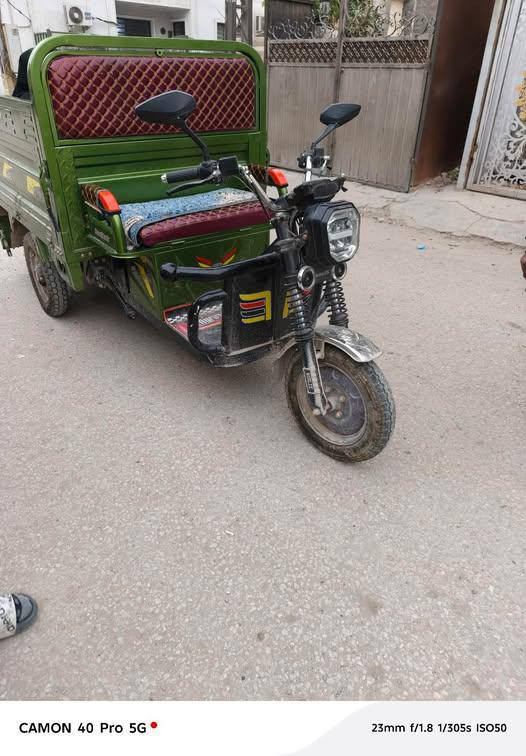 السلام عليكم ستوته شحن للبيع خير من الله مديل 25و5بطاريات تايرات جوبلس ستوته جديده الله شاهد صار شهر من اخذتها مكاني الدوره هورجب عارضها بمليون و 300 وبيها مجال حك لجيه  الشراي يتصل ***********
