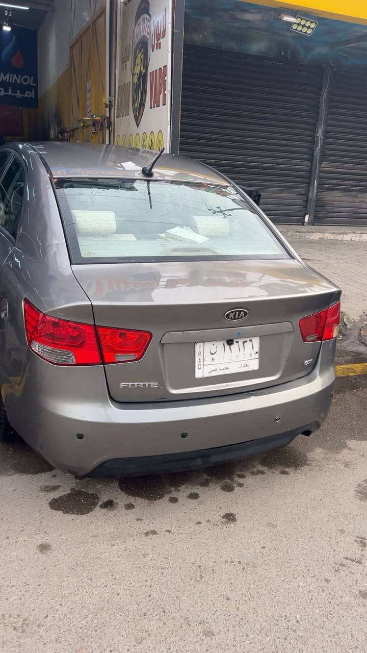 سلام عليكم كيا فورتي. 2012.
حادث جاملغ. وباب. اليمنى. امامي 
سياره. بدون ايرباك. 
بيها طخات خفيفه وبارد جاملغ خلفي. موضح بالصورة للاستفسار. غرفتها جديدة بالباكيت 
السعر. 98. وبيها مجال بسيط.


**إذا كنت صاحب هذا الإعلان وتريد حذفه لأي سبب، رجاءا أرسل رسالة إلى الدعم الفني**