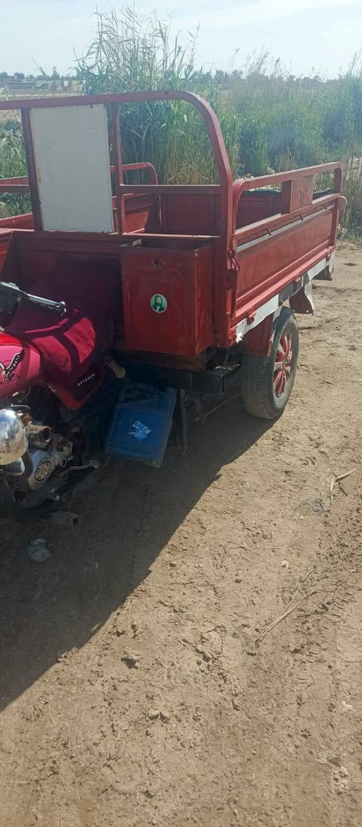 ستوته للبيع موديل 2013 اوراق اصوليه السعر 900  المكان بابل قضاء القاسم متواجد على الفيس الاتصال على الرقم ***********
