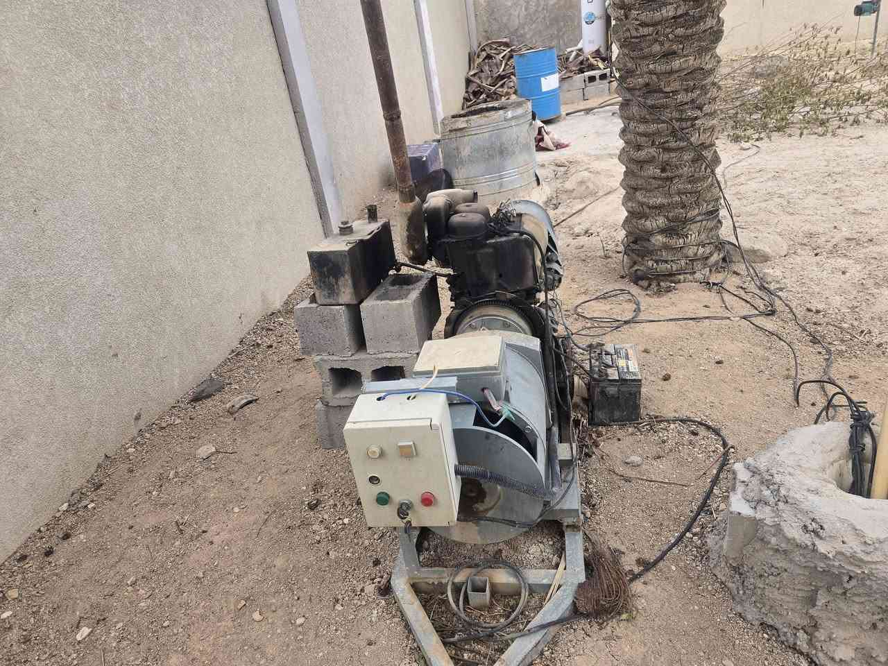 مولد دويز الماني ٢ بستم ٦٠ امبير جديد السعر ١٧ ورقة بي مجال قليل العنوان فلوجة الحصي ***********
