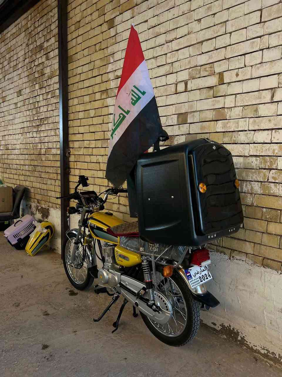 السلام عليكم ورحمة الله وبركاته اسعاد الله اوقاتكم ❤️
السلام عليكم ورحمة الله وبركاته

دراجه نامه امتياز موديل ٢٠٢٥ مطلعه على أيدي بشهر ٦ وساحكه على أيدي دراجه ناعمه وتخبل شلعته ماشاءالله دراجه مكفوله كفاله عامه برغي واحد ما بيه نقص دراجه أوراقه كلهن اصوليات و كاملات بنفس اليوم اكاتبك وبيه هورن طاط كلش قوي وبيه منظومه زنون كلش قوي وعالي ومسويه دكمه مال رماش قوي دراجه مال جناي وكلش نضيفه وما استخدمته هواي خازنه وعلى هاي حطته بل بيت تجي تكلب وتفحص وتشوف بعيونك
 واني اخوك من نوع الي احب الجمال والترتيب فا دراجه مرتبه على أيدي وكيل الدراجه عباس العارضي وبيه دبلات الوره مال دايون  اصليات غير الي بل صور '' للمعلومه الصندوق شاده للجماليه '' دراجه جديده وكلش نضيفه وشرط الفحص والكفاله العامه 
سعر الدراجه مليون و 175 وبيه مجال للشراي أخيك اذا مو شراي لا تعبني
مكاني النجف الاشرف
رقمي للاستفسار : ***********
