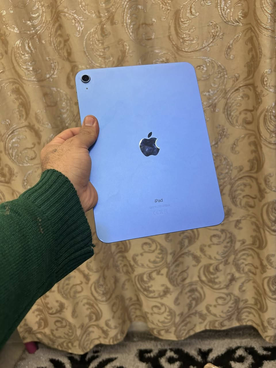ايباد 10 ابل 64 كيكا ببطاريه 98 شرط مابي شخوط جديد كامل غراز 63 مره مشحن سعر 350 بي مجال قليل وتساب ***********🖤
