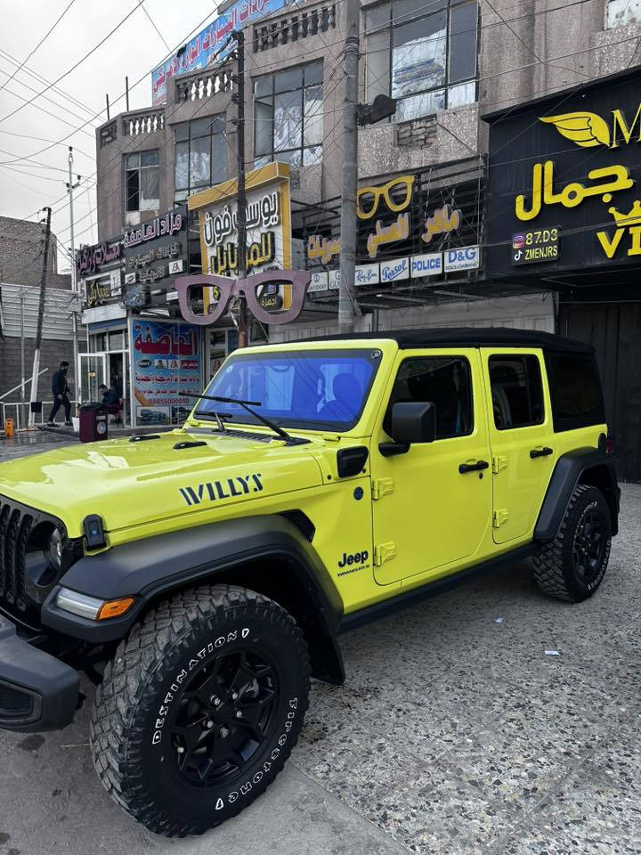السلام عليكم بسبب الوعود الكاذبه جيب رانكلر 4Xe 2023
لون مميز اصفر متغير حادث بسيط للبيع او مراوس

بچم كبس  سياره جدا نضيفه ايرباك ستيرن فقط ✅

Jeep Wrangler 4Xe 2023 2.0L 4

حجم المكينه : 2000 تيربو + هايبرد + هجين شحن خارجي

ماشيه 25ميل 

                       السياره  كلين حادث بسيط فندر اجه واكع وشديته 

‎#المواصفات 

1.قماره تتفصخ اصير كشف

2.بصمه 

3.لوكير

4.كشافات 

5.شحن خارجي

6. شاشه

7.بيها سستم صوت 

السعر 27500$ وبيها مجال 

للاستفسار الاتصال على الرقم

مكاني بغداد البلديات ✅

***********
