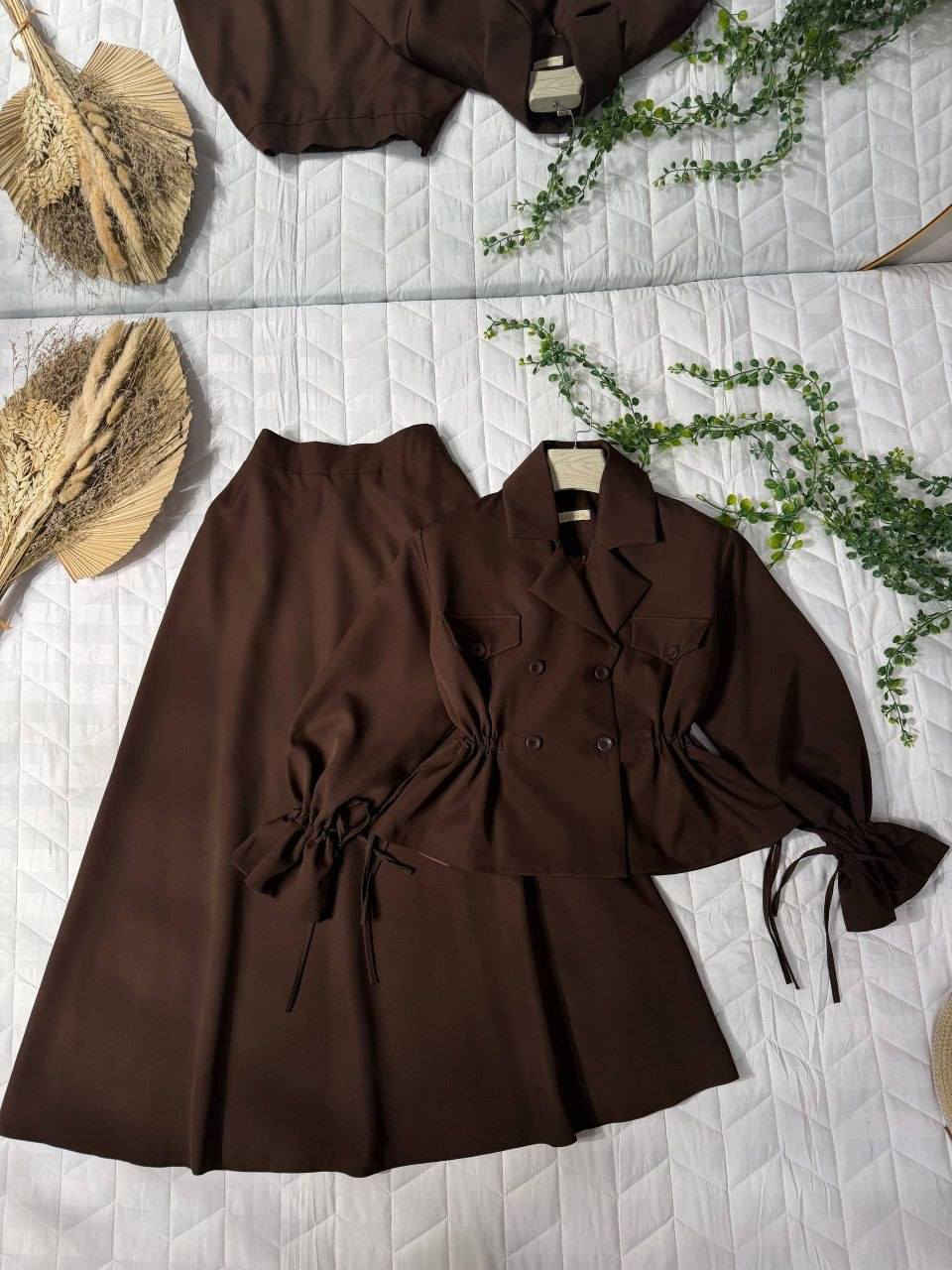 قميص مع التنورة❤️‍🩹
السعر 30الف فقط
خامة دابل تركي مبطن
40–42–44–46–48
متوفر خدمة توصيل جميع المحافظات


**إذا كنت صاحب هذا الإعلان وتريد حذفه لأي سبب، رجاءا أرسل رسالة إلى الدعم الفني**