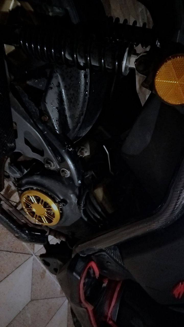 سلام عليكم دراجه سكنس جبلي دراجه بعده بحالة الوكالة صار شهر من نازله من رمبه دراجه نضيفه وعليه تزويدات خارجيه سعر 1350 للاستفسار الاتصال على الرقم ***********
