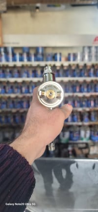 Iwata w400  للبيع ياباني اصلي  للإستفسار 07719102226