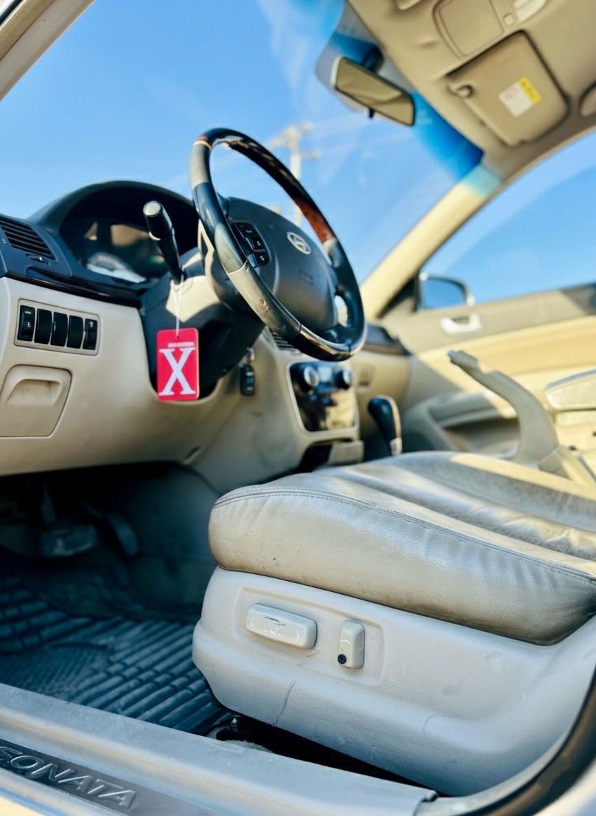 السلام عليكم للبيع ‼️سوناتا مديل 2009  ادوات كصه جنطه السياره وراد خليجي فول مواصفات عدى الفتحه كشنات جلد كامره خلفيه كشنات كهرباء تدفئه وتبريد وحساسات خلفيه محرك 2000 vvt 
 #ملاحضه : السياره متومه ارقام وسنويه وجاهزه 
#السعر :47 وبيها مجال #العنوان البصره ***********
