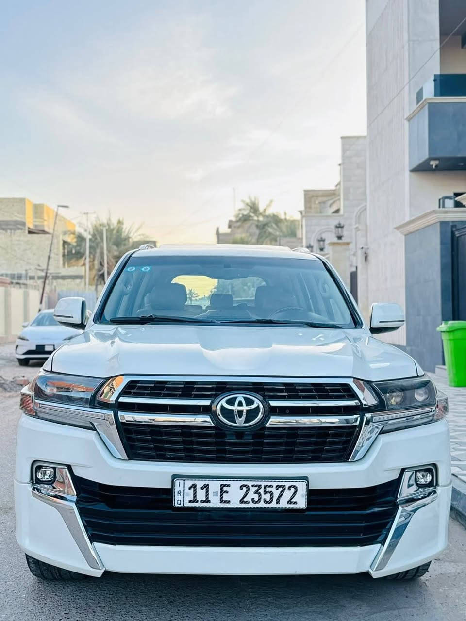 لاندكروز موديل ٢٠٠٩ رقم بغداد جديد هزة ورقم جدد قبل يومين حونة محدث داخل وخارج ٢٠٢١ كير ومحرك مكفولات صدرين جدد تخم تاير صبغ عام مال تحديث مكفولة من الجفية ولكص السيارة حلوة وناعمة وما بيهة اي نقص مكاني بغداد الغزالية 
السعر ٢٢٧
رقمي ***********
