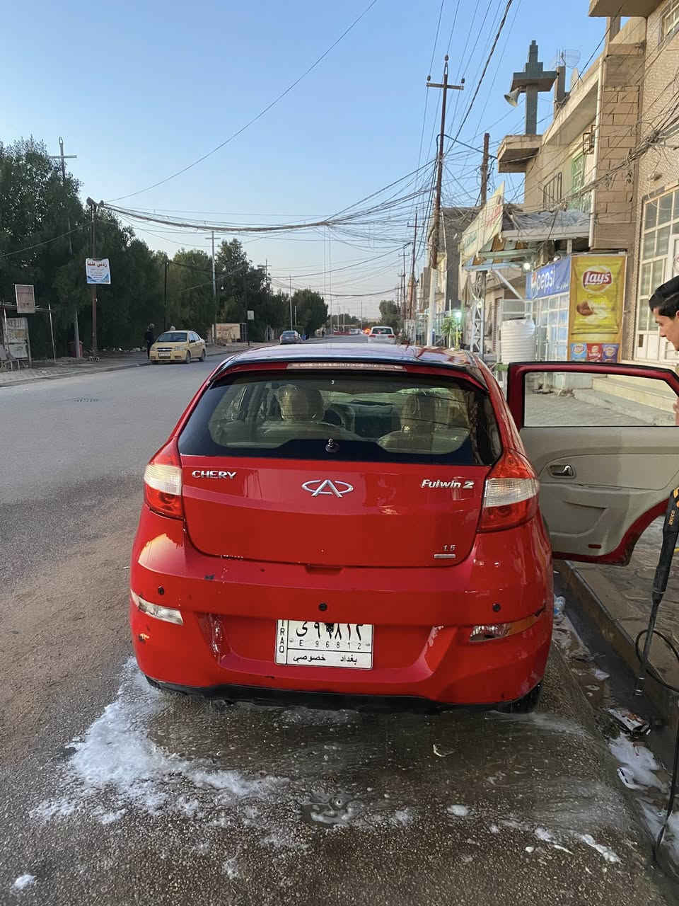 بيها نمره ثالثه تشتغل بس  بيها طكطكه وبيها بيبان ثنين بارد
وجامغ والباقي مكفول رقم بغداد باسمي بس جاي امشي معاملتها لان صادفت راس سنه
السعر 30 ورقه 
مكاني نجف 
***********
