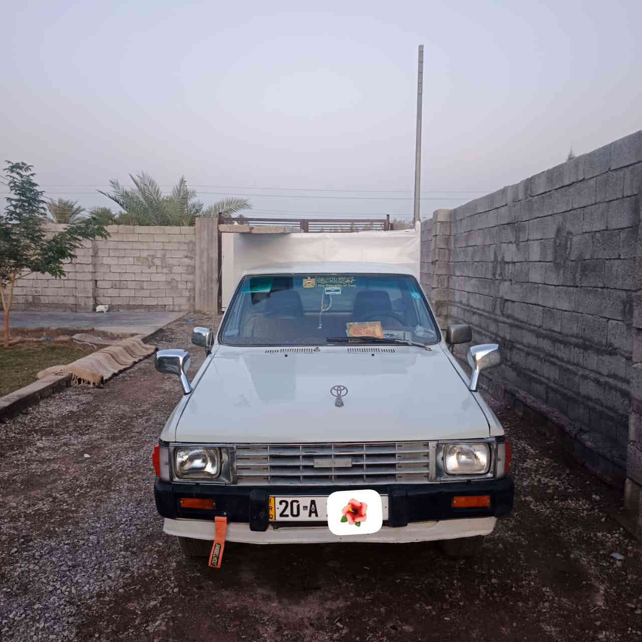 السلام عليكم للبيع بيكم 1985 مكفوله كير محرك اكسل سياره حلوه مال جني مصبوغه جماليه مابيهه ضربه رقم انكليزي باسمي مكاني بغداد تقاطع النهروان السعر 45 وبيهه مجال قليل رقمي ***********.      / ***********
