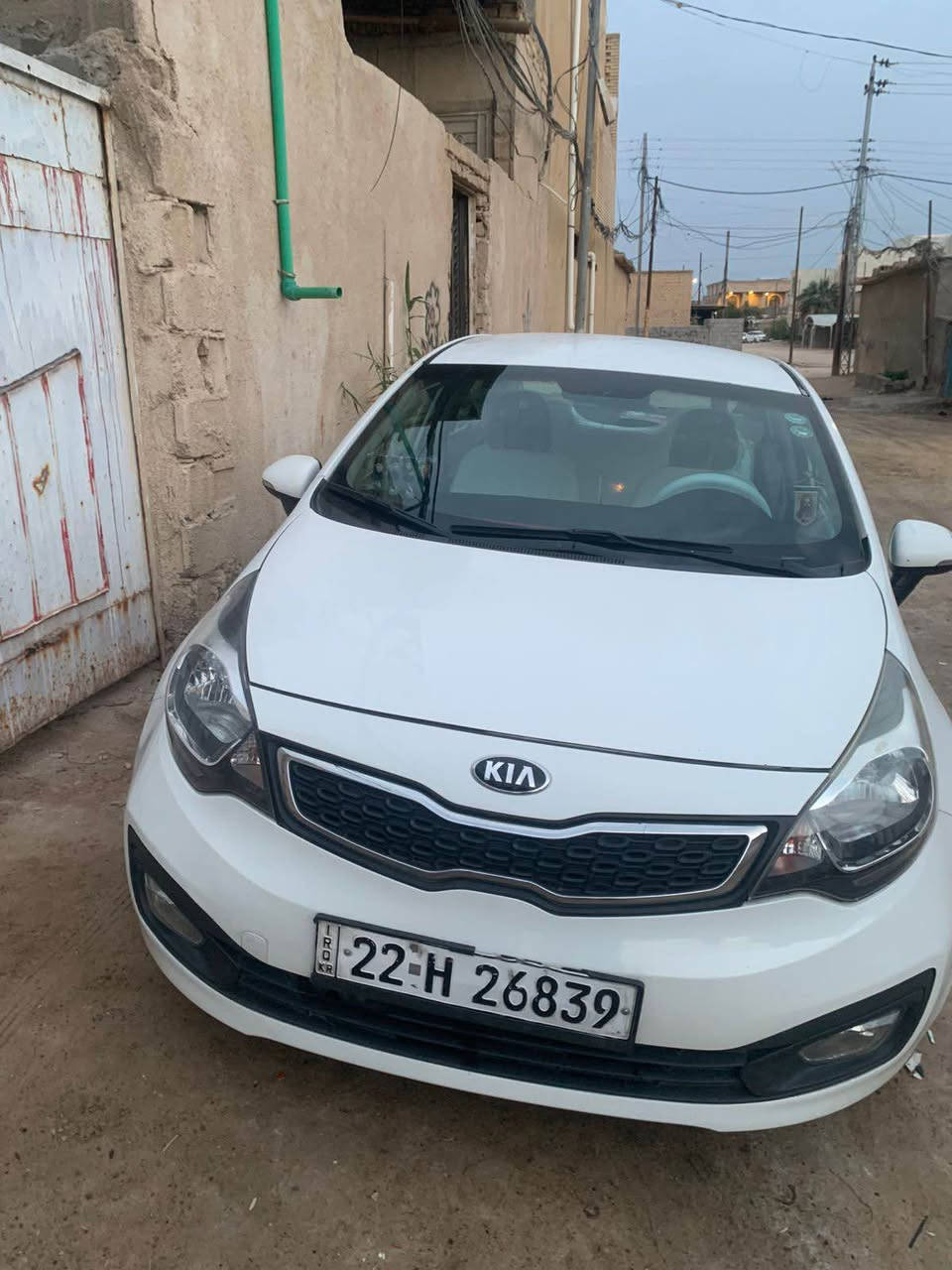 #السلام_عليكم
كيا ريو للبيع 2013رقم شمالي سنويتها للـ2027سياره جاهزه من الطول للطول ازغر دكمه بيها تشتغل حداده تايرات جاهزه السياره بيها مدكر الامامي ؏َ صفحه العبري مبدل وكاله وبيها بارد بالهلال الخلفي مكانها بصره الجبيله 
#ملاحظــــــة شرط التحويل مكلف بالنشر جزاكم الله خير السياره كلش نضيفه (***********)للاستفسار البصرة, العراق
