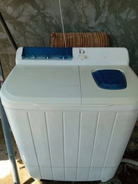 توشيبا • صغيرة • شغالة