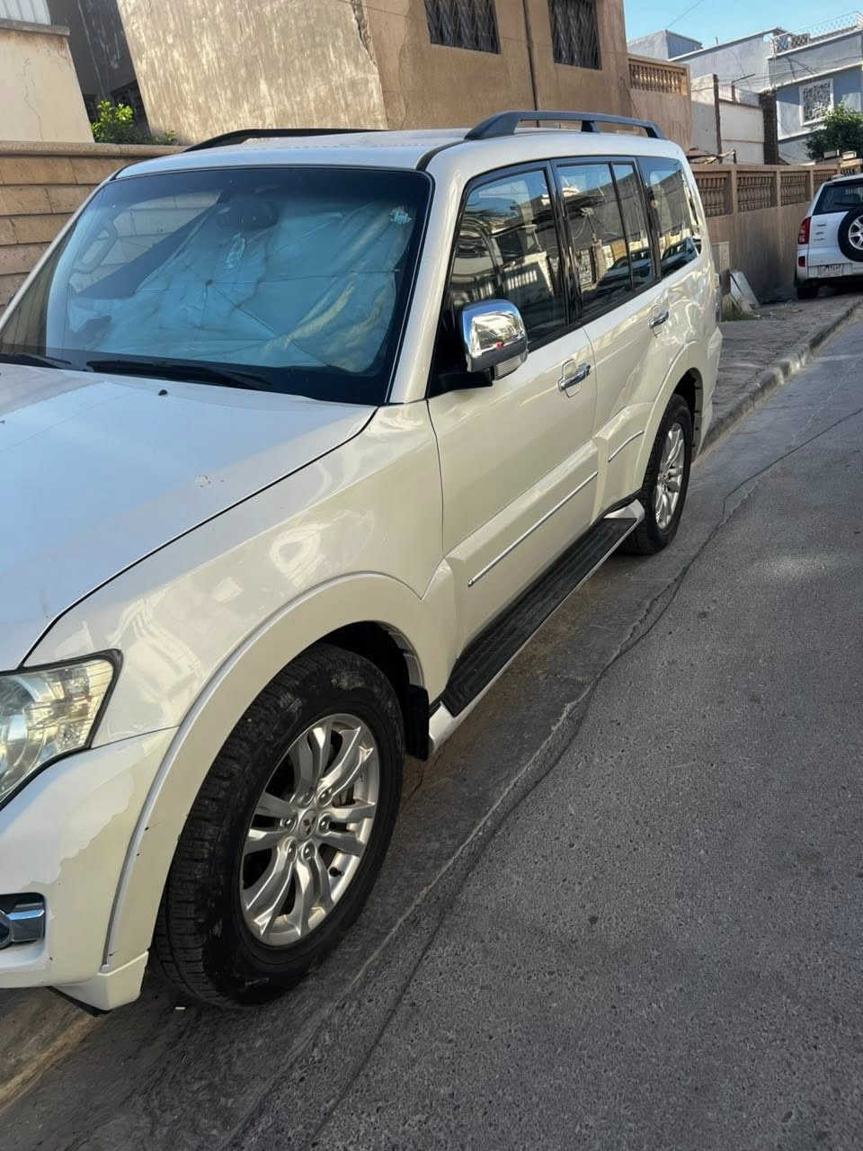 باجيرو ٢٠٢٠ حبتور  خليجيه
سياره ماشيه ٣٠ كيلو وقابل للزياده 
سياره بيها طخه من جه سايق مبدل بيها جاملوغ اصلي بلادي نفس لون 
وبيها دكه جاكوج بلشاصي كلش كلش بسيط 
سياره ع ايدي 
سعر سياره ١٩٠٠٠$ 
وبيها مجال مكانها بغداد رقمها اربيل 
سياره بسمنه تحويل مباشر  متواجد ع فيس


**إذا كنت صاحب هذا الإعلان وتريد حذفه لأي سبب، رجاءا أرسل رسالة إلى الدعم الفني**