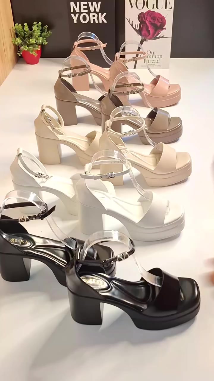 الراقي وماستر كوالتي والماركة فقط يم مس اربيل تلكيها🫢

توفر لدينا حديثا حذاء فلوريتان الوزن صفر 

الارتفاع 9 cm

القياسات 36.37.38.39.40.41 

للحجز والاستفسار مراسلة الصفحة

للحجز السريع واتس اب ***********

تتوفر خدمة توصيل كافة محافظات
