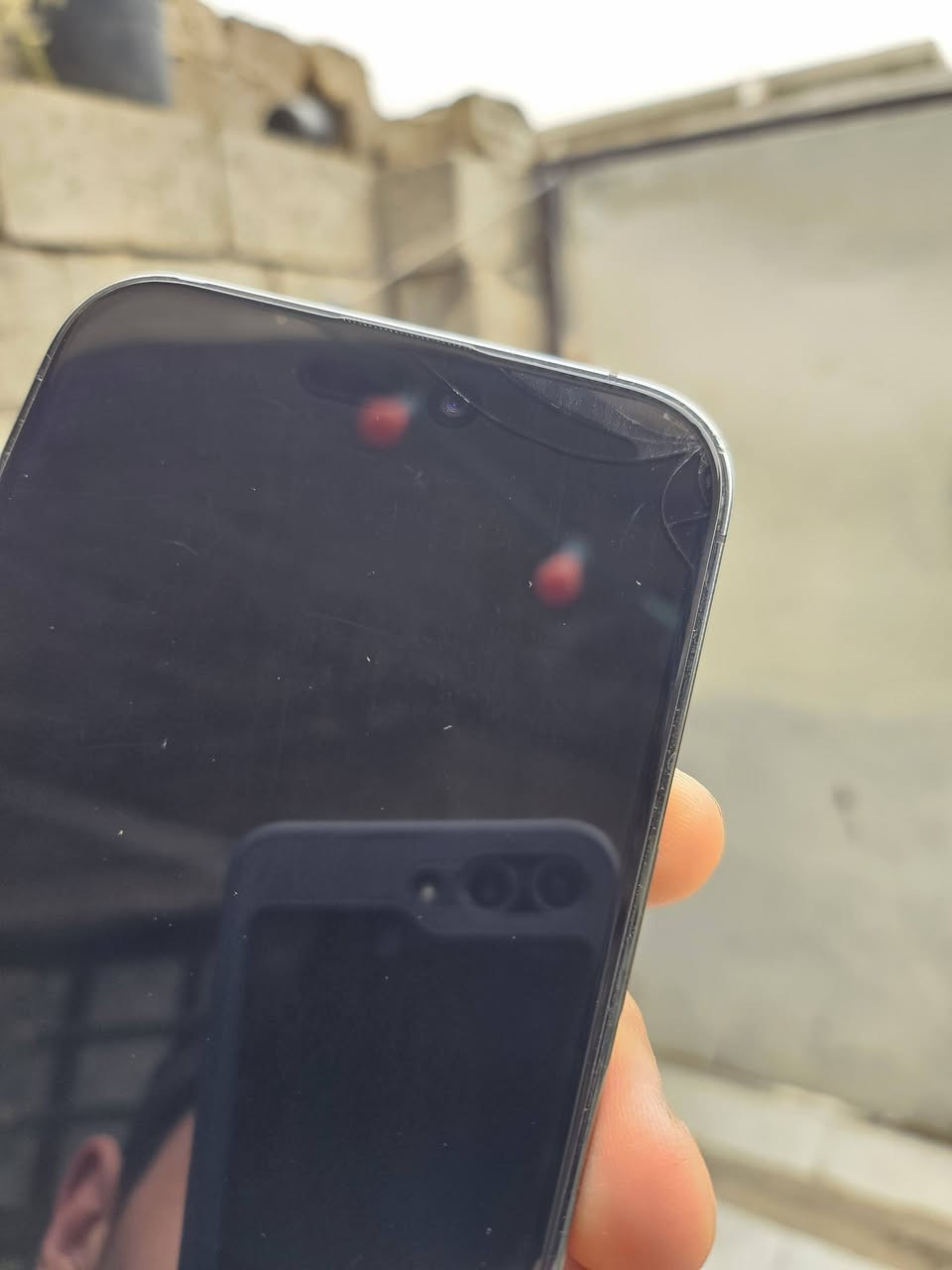 14 برو ماكس بطاريه ٨٣ ذاكره 256 الجهاز واكع واكفه الكامرا سلفي وفطر بل ملاس موضح سعر 650 مكان شعب ***********
