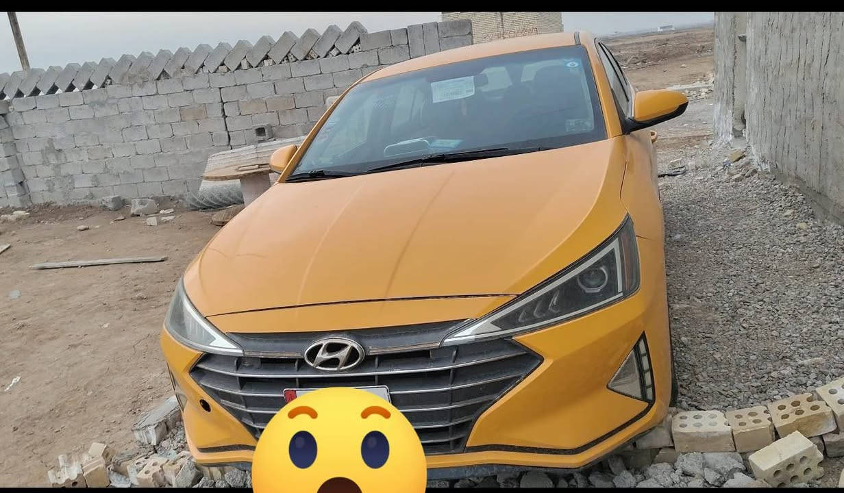 النترا وارد امريكي رقم بغداد انكليزي ماشيه 96 ميل 
تخم تاير السعر  125 مكاني بغداد


**إذا كنت صاحب هذا الإعلان وتريد حذفه لأي سبب، رجاءا أرسل رسالة إلى الدعم الفني**