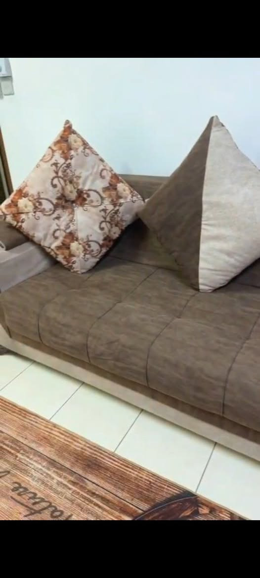سلام عليكم تخم قنفات 10 مقاعد اخو الجديد شتريته 700 عارضته 350 بسبب سفر لبيع


**إذا كنت صاحب هذا الإعلان وتريد حذفه لأي سبب، رجاءا أرسل رسالة إلى الدعم الفني**