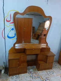 تخت نفرين • ميز تواليت • حي تسعين موصل