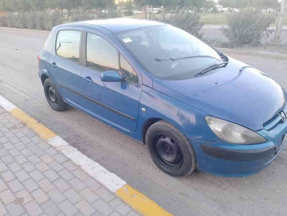 لسلام عليكم
بيجو فرنسي ٣٠٧.موديل 2005
رقم بغداد    رقم نكليزي
محرك   جديده 
كير اوتماتيك  
 سياره  تبريد ثلج 
ادامه كامله 
كهربائياتها كلها تشتغل و ما بيهن اي نقص  
 تحويل ثاني يوم مباشرة... 
سعر السياره 44 ورقه بيها مجال
مكان السياره حي الجهاد 
هذا رقم *********** بغداد
