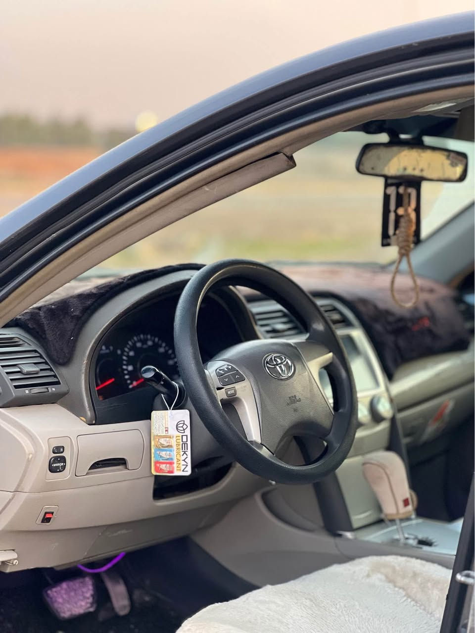 كامري. V6
ره قه م سه نه وي. تازه يه 
موا سه فات Le
شا شه ئا يپات لايت زينؤن  كوو شن كاره باي گير سپؤرت  
سه ياره كه حيزامه  
كراوه به 2011
كيرو مه كينه به شه رت  ته قه و ره قه به شه رت  
ژم :*********** كركوك, العراق
