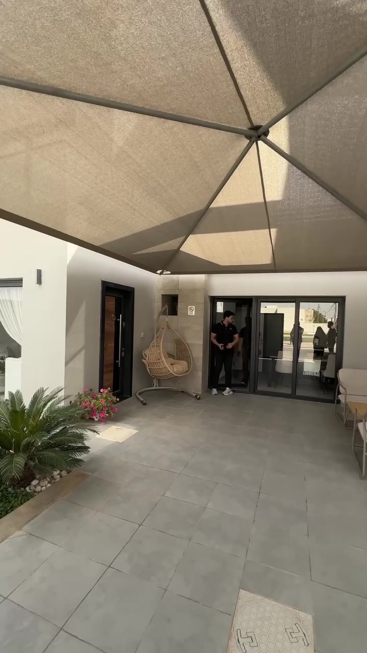 يتوفر اعادة بيع بأسعار مناسبة في مجمع اللؤلؤة السكني مساحة ٢٠٠م للاستفسار التواصل على الرقم *********** او دايركت

#عقارات_كربلاء #دار_للبيع #َمجمع_الؤلؤة

